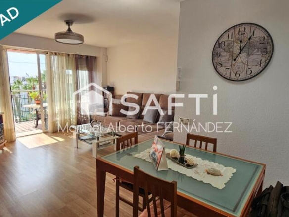 Imagen 2 de Espacioso piso reformado en Calella de Mar