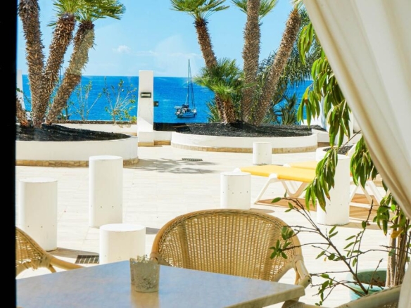 Imagen 2 de Primera línea de playa en Patalavaca