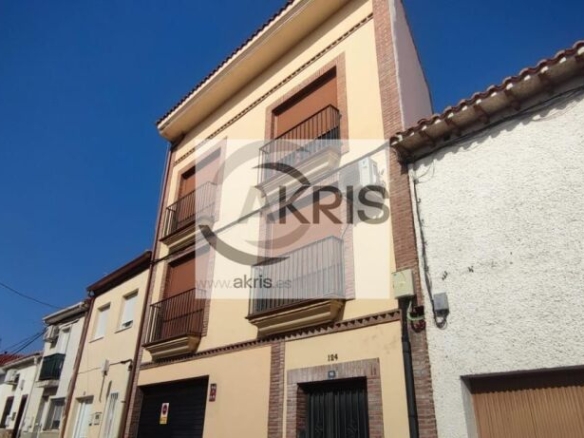 Imagen 2 de DUPLEX OCUPADO EN MENTRIDA