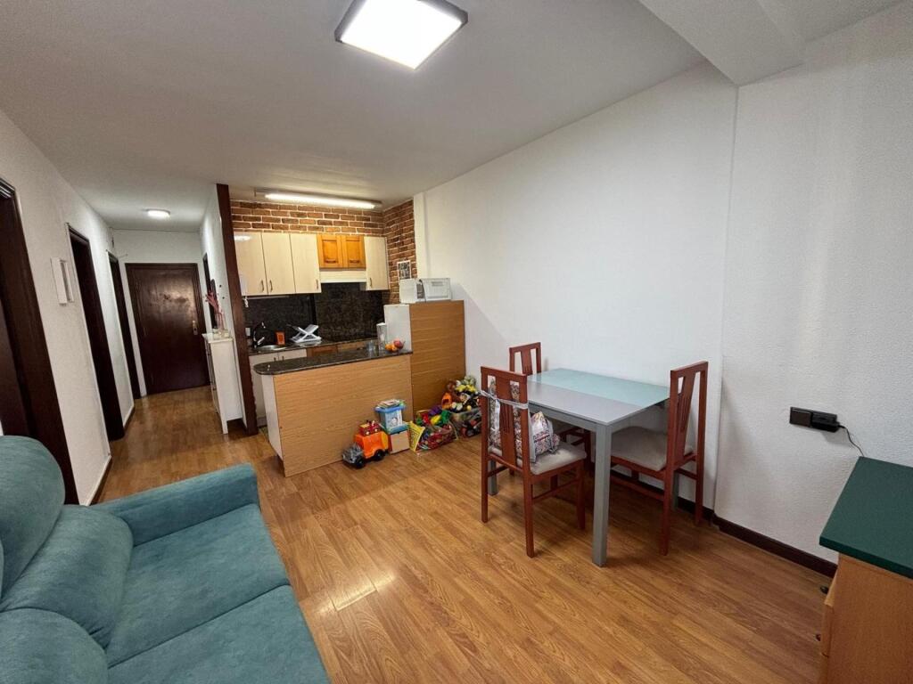Imagen 3 de SE VENDE PISO EN VIGO - TEIS - PONTEVEDRA