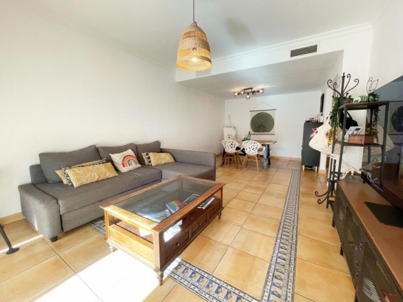 Imagen 2 de VENTA DUPLEX EN ALCORES DE CALAHONDA