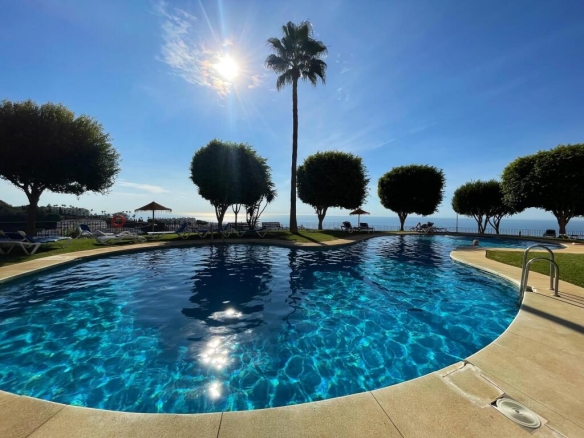 Imagen 1 de VENTA DUPLEX EN ALCORES DE CALAHONDA