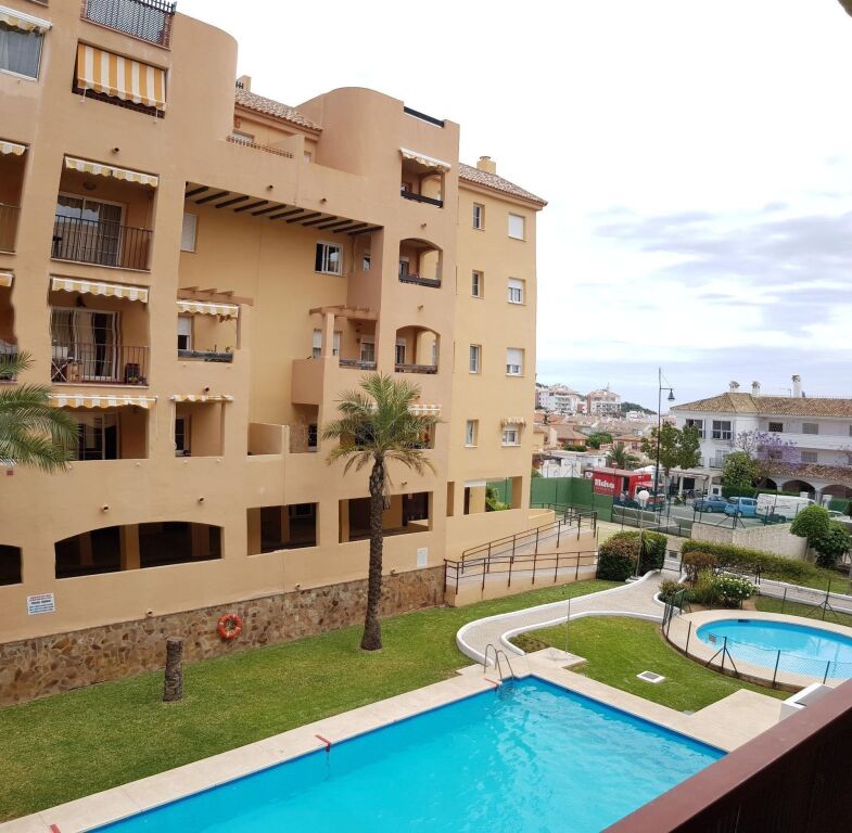 Imagen 2 de ALQUILER EN FUENGIROLA LOS PACOS
