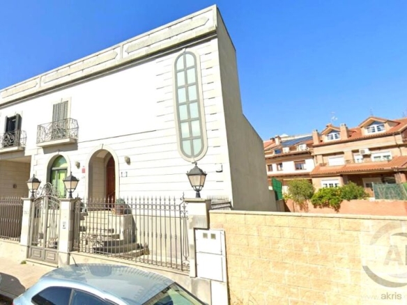 Imagen 1 de Casa / Chalet en venta en Talavera de la Reina de 607 m2