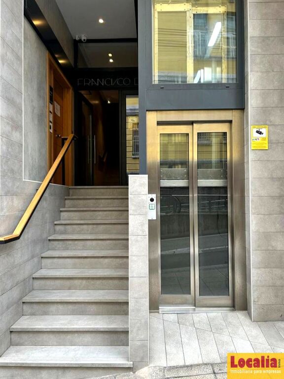 Imagen 4 de Excelente local para oficinas en Santander