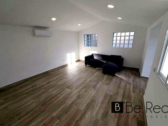 Imagen 3 de EN ALQUILER PISO INDEPENDIENTE CON TERRAZA EN SEVILLA LA NUEVA (MADRID).