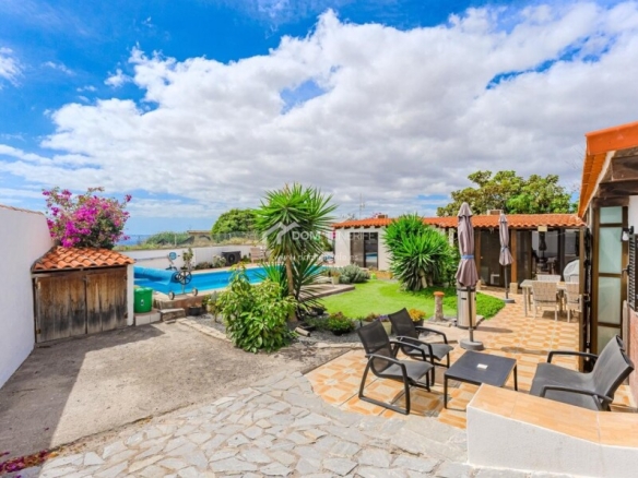 Imagen 4 de Casa-Chalet en Venta en Granadilla de Abona Santa Cruz de Tenerife