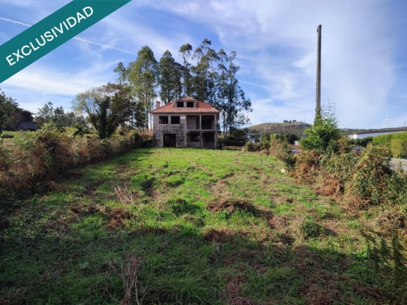 primera planta y bajo cubierta + 1 312m² de parcela.