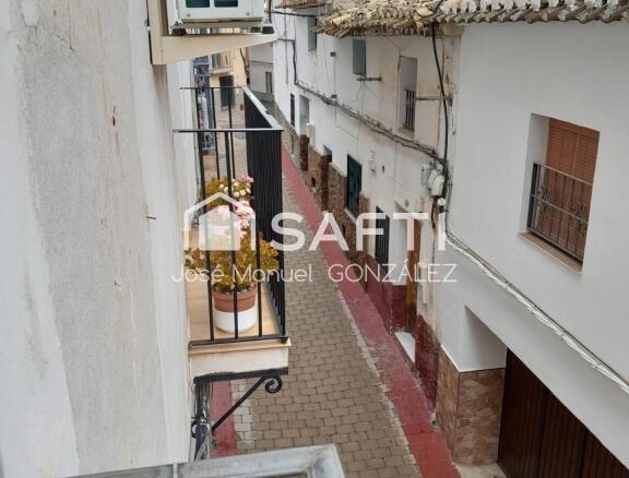 Imagen 4 de Casa a reformar a tan sólo 2 minutos del centro