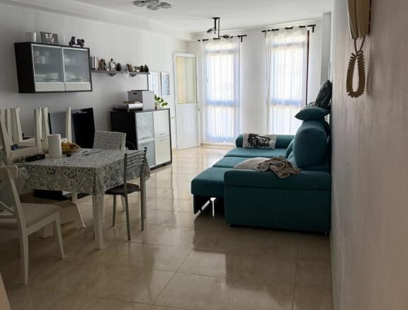 Imagen 3 de Piso en Sardina del Sur