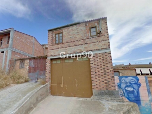 Imagen 1 de Gran almacén con múltiples posibilidades en Bovera