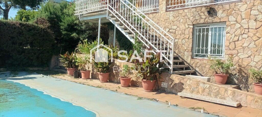 Imagen 2 de Casa independiente con piscina y barbacoa en Sils