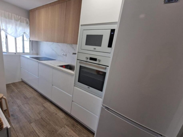 Imagen 2 de PISO RECIEN REFORMADO EN MAGNIFICA ZONA EN SAN FERNANDO.