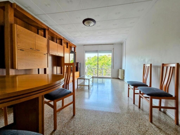 Imagen 1 de Gran piso con piscina y parking en Blanes