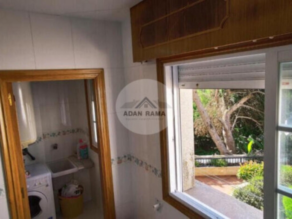 de 135m2 con 3 dormitorios y 2 baños con plaza de garaje y trastero