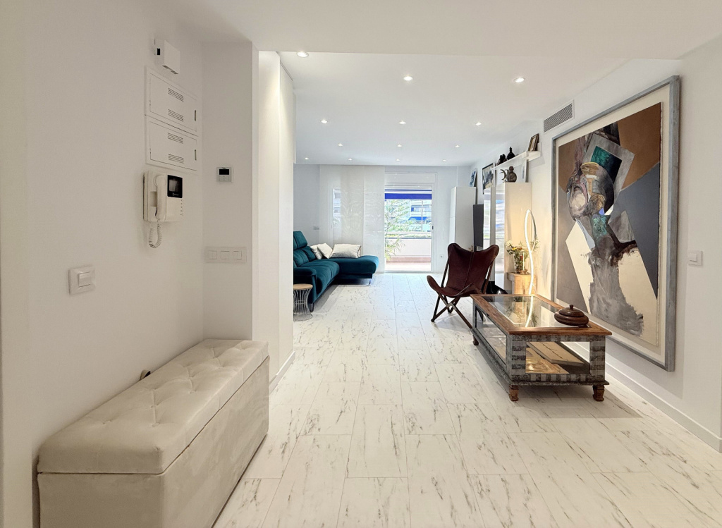 Imagen 2 de Apartamento en Venta en Playa De Los Cristianos Santa Cruz de Tenerife