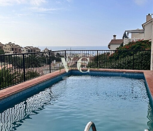 Imagen 1 de Casa-Chalet en Venta en Caleta De Vélez Málaga