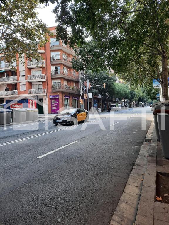 Imagen 2 de Espacio versátil listo para vivir en el corazón de Barcelona
