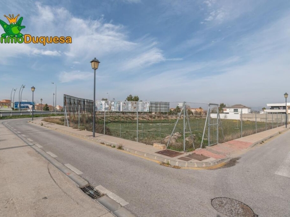 Imagen 4 de Solar urbano en la entrada de Las Gabias (Urb. Los Chopos).