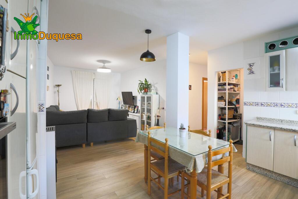Imagen 4 de Piso de 4 habitaciones en el centro de Padul