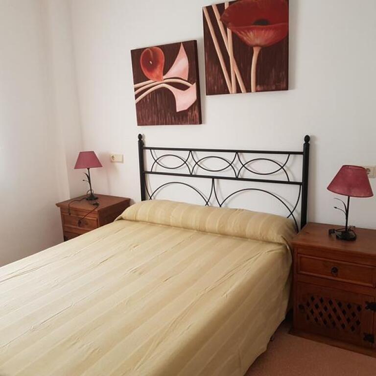Imagen 4 de LUMINOSO APARTAMENTO EN ALQUILER - PLAYA Y PISCINA COMUNITARIA