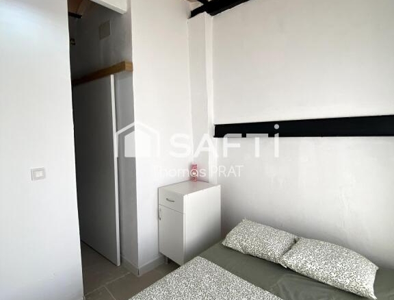 Imagen 2 de Rara oportunidad en Sevilla - Casa de pueblo dividida en 6 estudios turísticos.