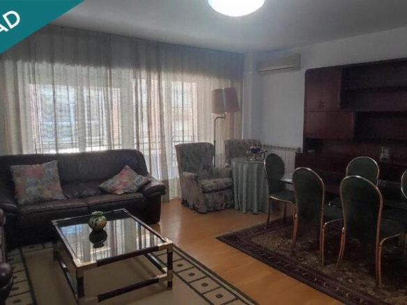 Imagen 1 de LUMINOSO PISO EN LA ZONA DE LOS JARDINES DEL TORREÓN