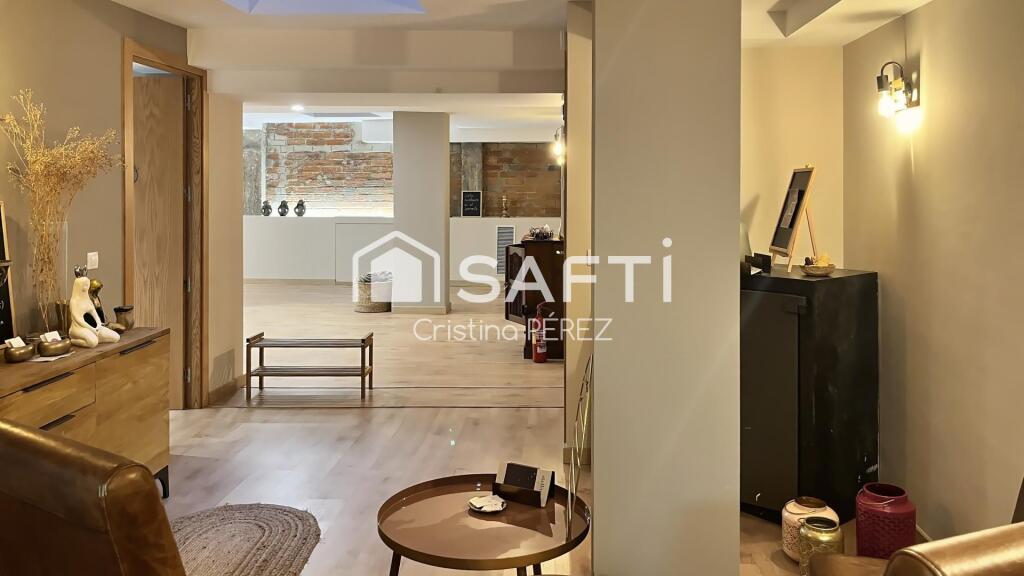 Imagen 2 de Exclusivo local de 238m2 en la zona centro de Blanes