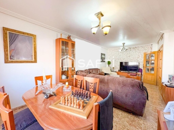 Imagen 2 de Amplio dúplex con patio