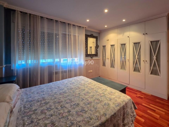 Imagen 4 de Ático dúplex de 4 dormitorios con terraza privada de 35 m².