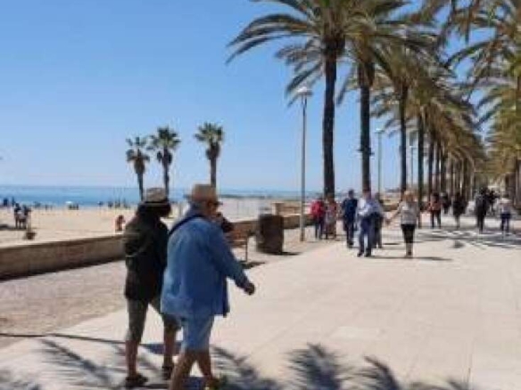 Imagen 2 de Fantástico ático impecable en el centro de Vilanova i la Geltrú