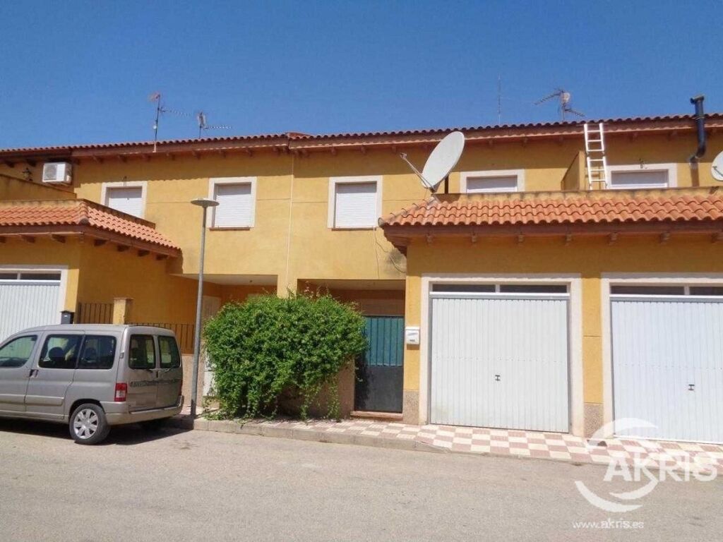 Imagen 3 de ¡¡ADQUIERE TU CHALET EN MIGUEL ESTEBAN!!