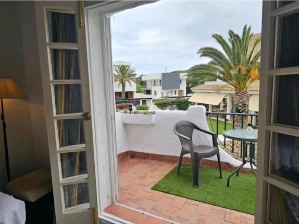 Imagen 2 de APARTAMENTO EN PRIMERA LINEA DE PLAYA