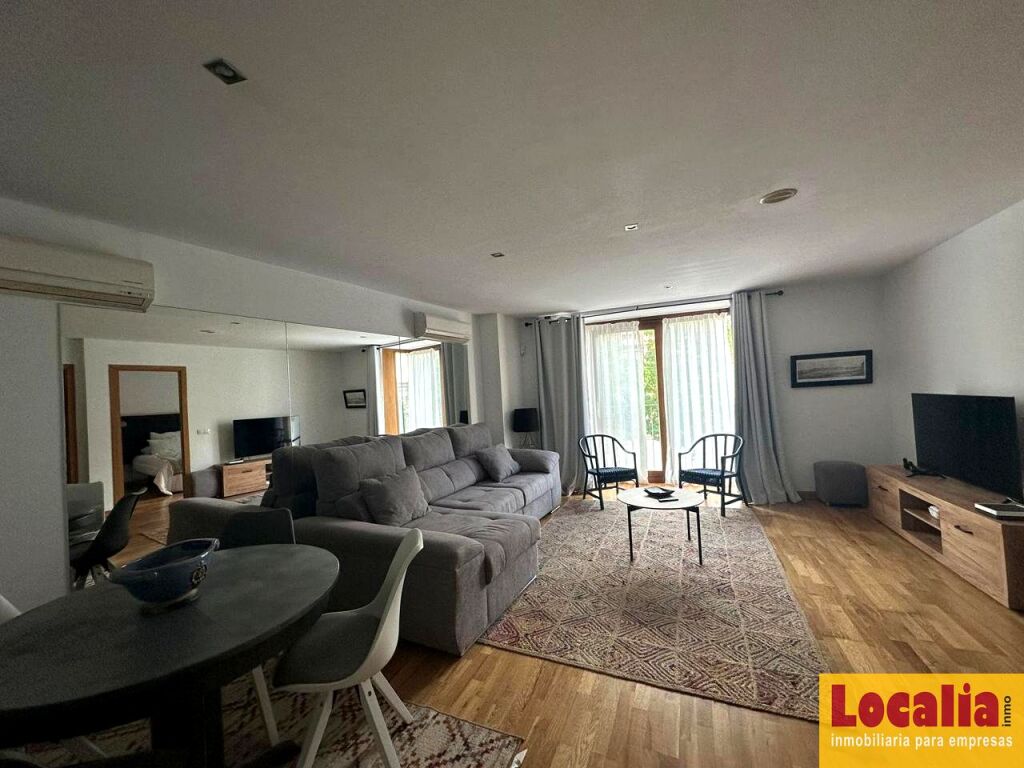 Imagen 4 de Amplio y coqueto piso en Torrelavega Imagen 4 de Amplio y coqueto piso en Torrelavega