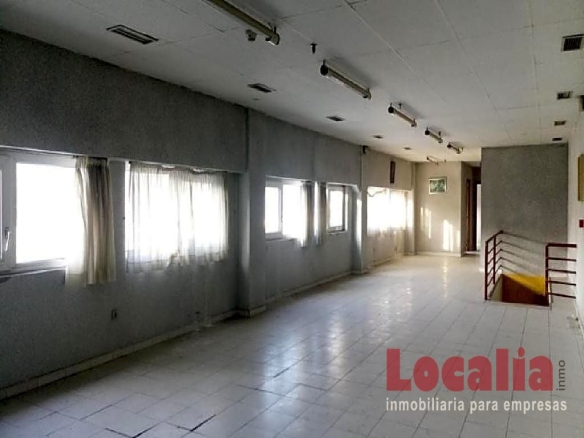 Imagen 1 de Local comercial: Bar / Restaurante en Torrelavega.