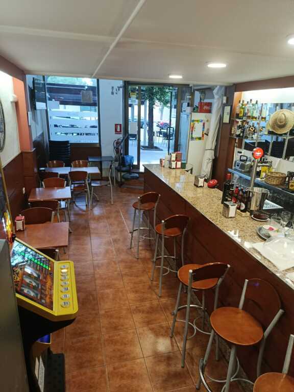 Imagen 2 de Local comercial en Alquiler en Tarragona Tarragona