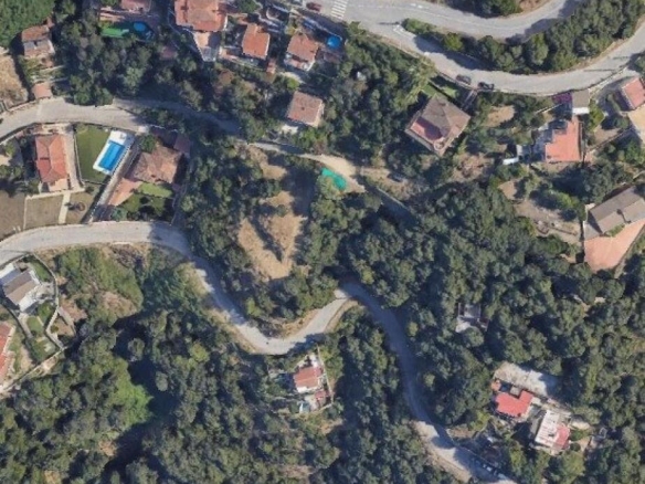 Imagen 2 de Terreno con vistas únicas al mar y montaña