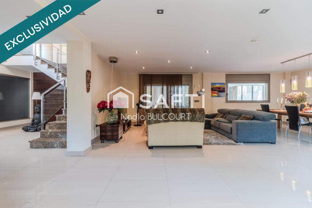 Imagen 4 de Villa de lujo con vistas únicas a Montserrat Imagen 4 de Villa de lujo con vistas únicas a Montserrat