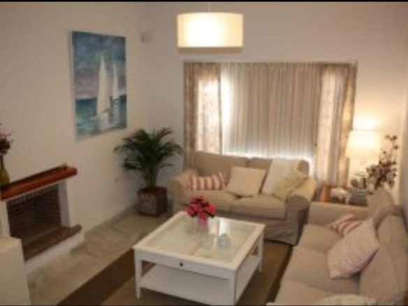 Imagen 2 de SE VENDE PRECIOSO CHALET A 150 METROS DE LA PLAYA DE LA BARROSA