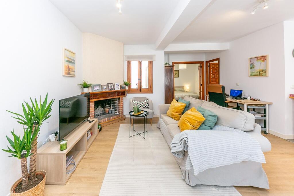 Imagen 2 de Encantador piso en el pintoresco Pueblo Andaluz de Torremuelle Imagen 2 de Encantador piso en el pintoresco Pueblo Andaluz de Torremuelle