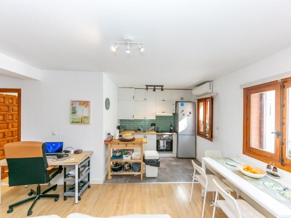 Imagen 4 de Encantador piso en el pintoresco Pueblo Andaluz de Torremuelle