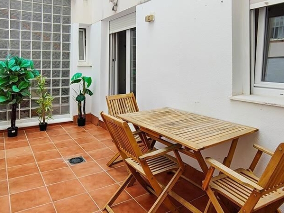 Imagen 1 de APARTAMENTO EN PLANTA BAJA .-ZONA TEATRO FALLA - El Club del Propietario Imagen 1 de APARTAMENTO EN PLANTA BAJA .-ZONA TEATRO FALLA