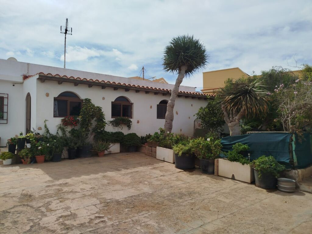 Imagen 1 de Casa-Chalet en Venta en Antigua Las Palmas