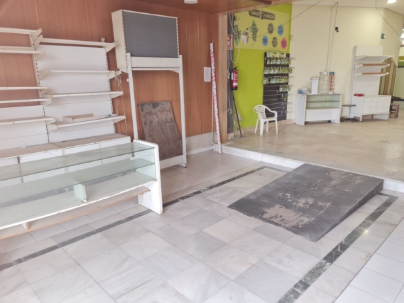Imagen 2 de Local comercial en Alquiler en Benalmadena Málaga