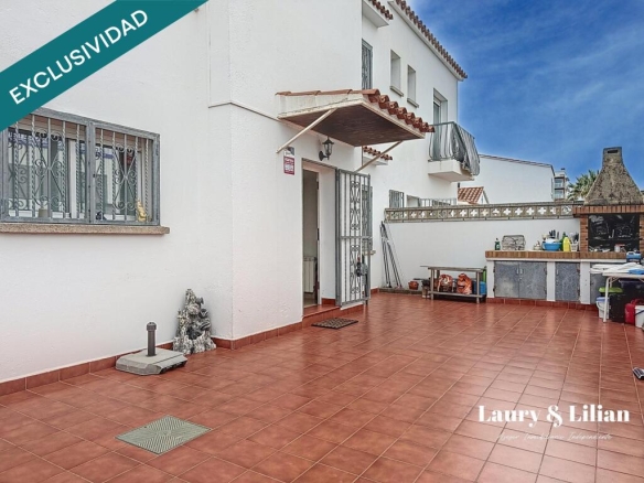 Imagen 2 de Amplia casa de 4 habitaciones en Santa Margarita