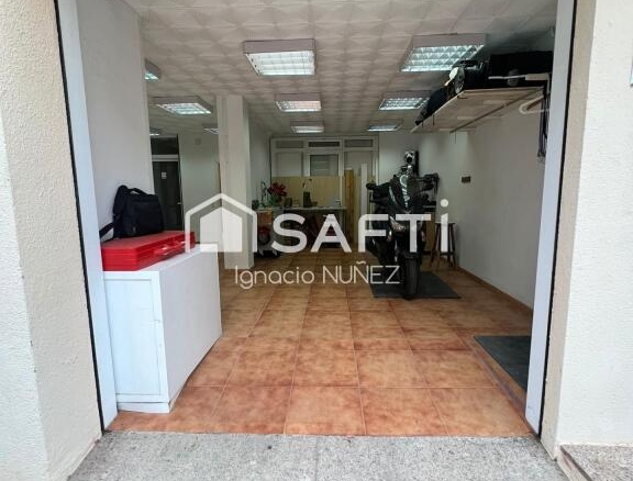 Imagen 2 de Local con opción a vivienda junto al mar.