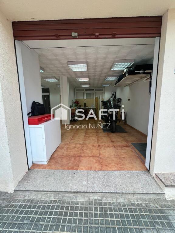 Imagen 2 de Local con opción a vivienda junto al mar.