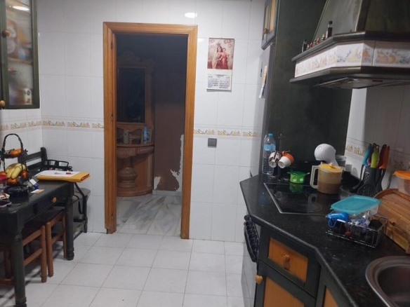 Imagen 2 de ESPECTACULAR PISO EN VENTA EN ESTEPONA.