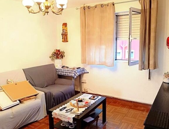 Imagen 1 de Piso en venta en Cueto