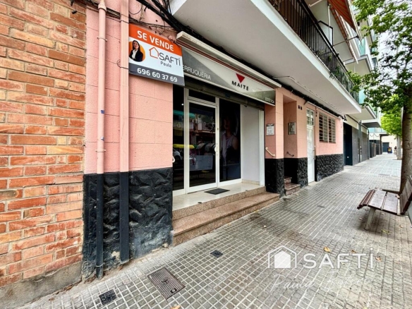 Imagen 3 de SE VENDE LOCAL COMERCIAL CON NEGOCIO FUNCIONANDO EN EL CENTRO DE VILANOVA I LA GELTRU